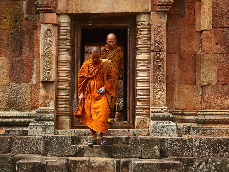 thailand-monks-temple-tourism-161183